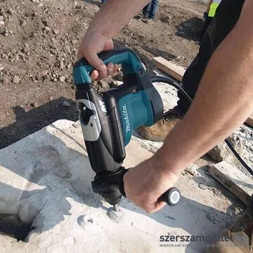 MAKITA HR3210C Fúró-vésőkalapács kofferben (850W/5,0J)