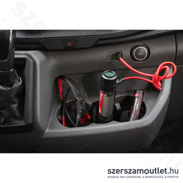 MILWAUKEE L4 FL2000-301 USB újratölthető zseblámpa (6000lm)